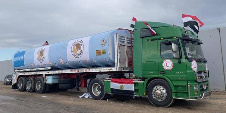 İsrail, ABD’nin talebi üzerine harekete geçti: Gazze’ye günde 2 tanker yakıt girişine müsaade verildi