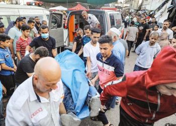 İsrail katliama doymuyor… Şifa Hastanesinde konvoyu vurdular