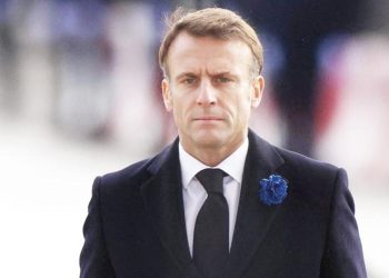 Macron: İsrail’i durmaya çağırıyoruz