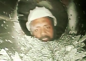 Personellerden birinci görüntü! Tünele açılan boruyla kamera yollandı