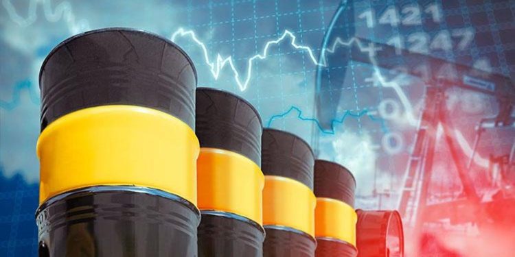 Petrolde belirsizlik düşüşü