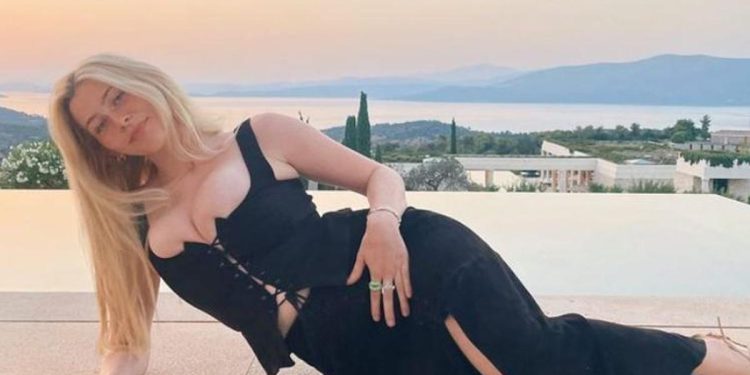 Poz vermeyi annesi öğretmiş: Podyuma bir çıktı mı fırtınalar estirirdi