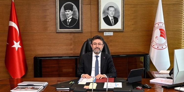 Tarım ve Orman Bakanı Yumaklı: Yetiştiricilerimizin her daim yanında olmaya, üretimimize güç katmaya devam edeceğiz