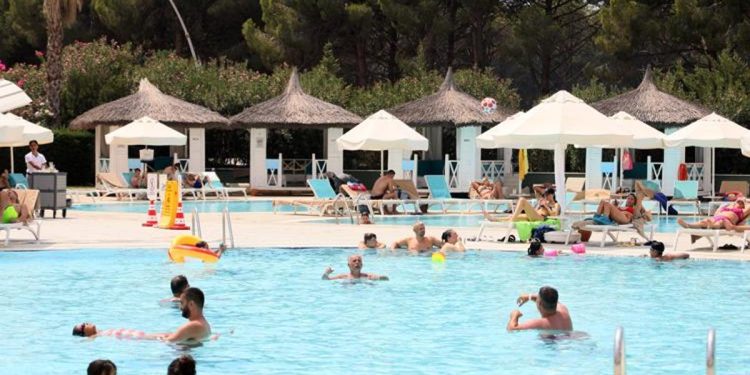 Turizmciler orta tatilden ümitli