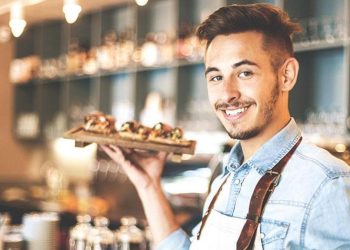 Türk turizm öğrencileri Avrupa’da kapış kapış