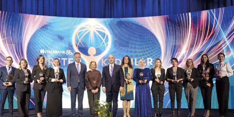 Üreten bayanlara 51 milyar liralık finansman dayanağı