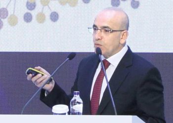 Yatırımcı itimadı geri geldi… Hazine ve Maliye Bakanı Şimşek Türkiye İktisat Forumu’nda konuştu