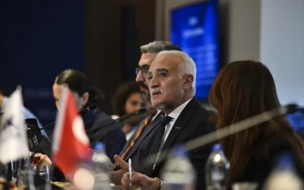 DEİK Başkanı Olpak, 2024 öngörülerini paylaştı