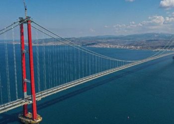 ENR dergisi, 1915 Çanakkale Köprüsü’ne ”Yılın projesi” ödülü verdi