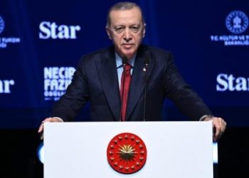 Erdoğan: Türk sporunun tartışmalarla değil başarılarla gündeme gelmesini arzu ediyoruz