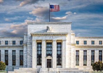 Fed beklentileri karşıladı, faizi sabit tuttu