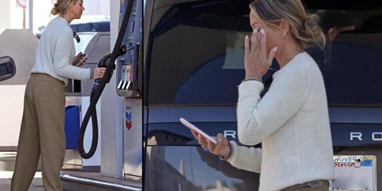 Artık görüntülü konutta yaşamıyor: Lakin eski kocası otomobilini çekip almamış