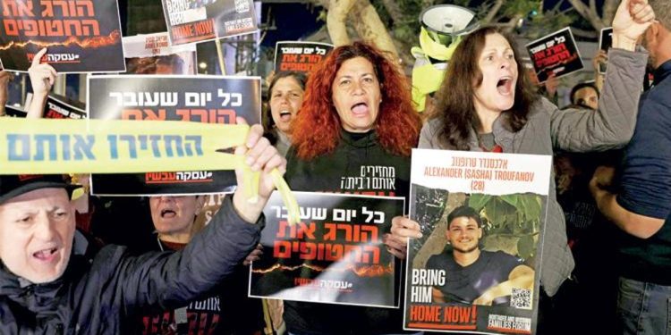 Askerler beyaz bayrak sallayan 3 rehineyi öldürdü: İsrail’de infial