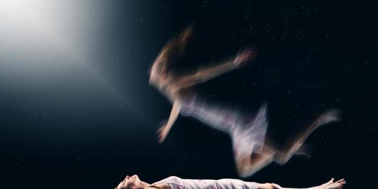 Astral seyahat nedir, gerçek mi?