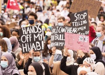 Avrupa Adalet Divanı’ndan skandal başörtüsü kararı