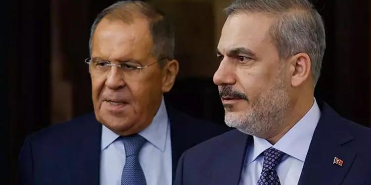 Bakan Fidan ve Lavrov ortasında kritik görüşme