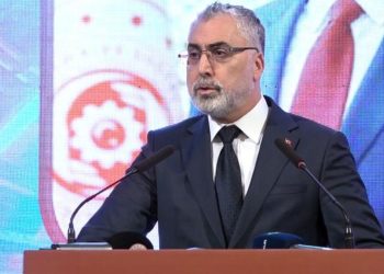 Bakan Işıkhan: Sarsıntı bölgesindeki sigortalıların prim borcu ödeme müddeti 31 Mayıs’a ertelendi