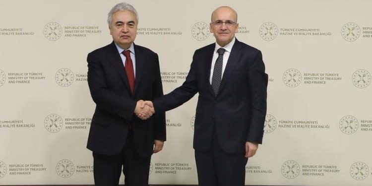 Bakan Şimşek: İstikrarı sağlamanın yanında yapısal dönüşüme de büyük ehemmiyet veriyoruz