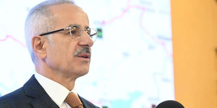 Bakan Uraloğlu açıkladı: Tren gecikmeleri en az düzeye çekilmesi hedefleniyor