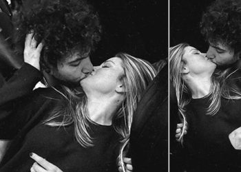 Başıma gelen en hoş şey… Onu tatlı bir aşk müziği üzere seviyor