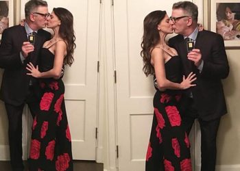 Bir sonbahar günü birbirlerine vurulmuşlardı…. Yıllar aşkın ateşini söndüremedi… “Mutlu evliliğin sırrı, karımı süratlice öpmek’