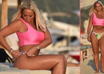 Bodrum aşkı bitmek bilmedi…. Kimse yokken keyfini çıkarıyor