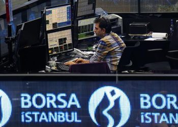 Borsa yatay seyirle açıldı