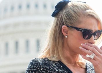 Bu kabusu ben yaşadım diğeri yaşamasın….Doktor denetimi mazeretiyle tacize uğradım… Benim çocukluğumu çaldılar…