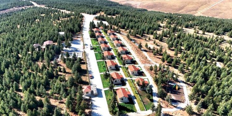 Bu kamp için tek bir çam kesilmedi: Futbolcular üzere aileleri de kampa çağırıyor