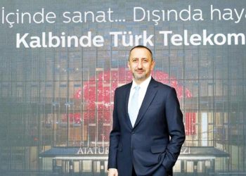Büyük bir yabancı ortakla Türkiye’ye yatırım sinyali… Türk Telekom iki ay içinde imzaya hazırlanıyor