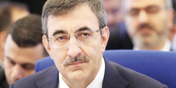 Cevdet Yılmaz: Büyümede birinciyiz