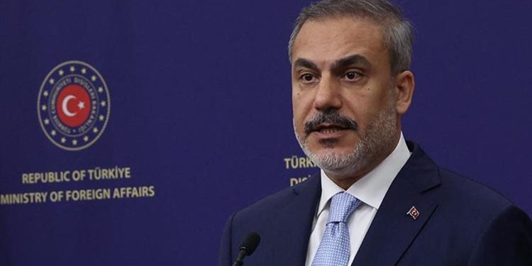 Dışişleri Bakanı Fidan, AB komitesi üyesi ile görüştü