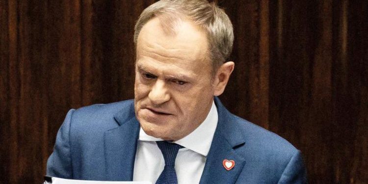 Donald Tusk yeni başbakan… Polonya’da 8 yıl sonra popülist idare gitti