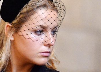 Düğünden cenazeye her yerde ön sırada… Olaylı aileden bir de kapak kızı çıktı