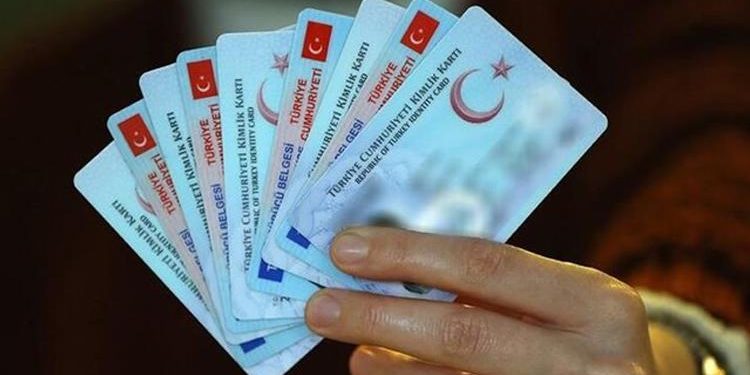 Ehliyet ve kimlik için yenileme tarihi yine açıklandı