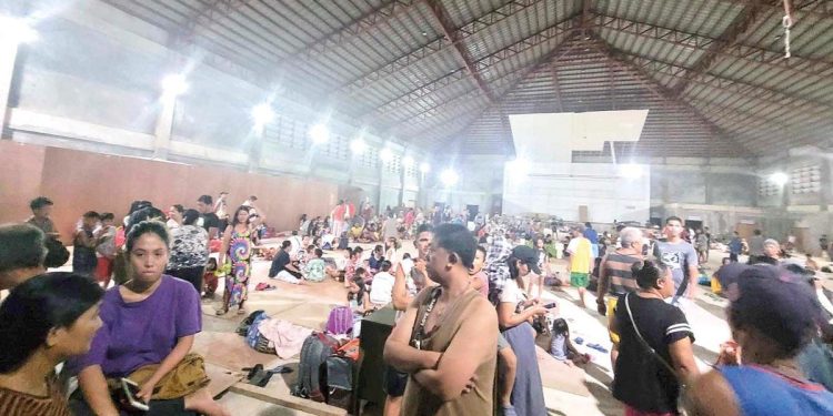 Filipinler’de sarsıntı 7.6