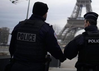 Fransa’da tahta kurusu dolandırıcılığı, binlerce euro kazandılar