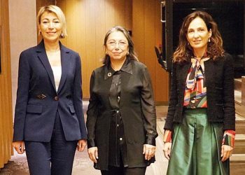 Gaye 100 yeni kadın üye