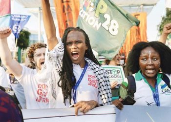 ‘Gezegenden evvel kâr’ diyorlar: İklim tepesini lobiler ele geçirdi