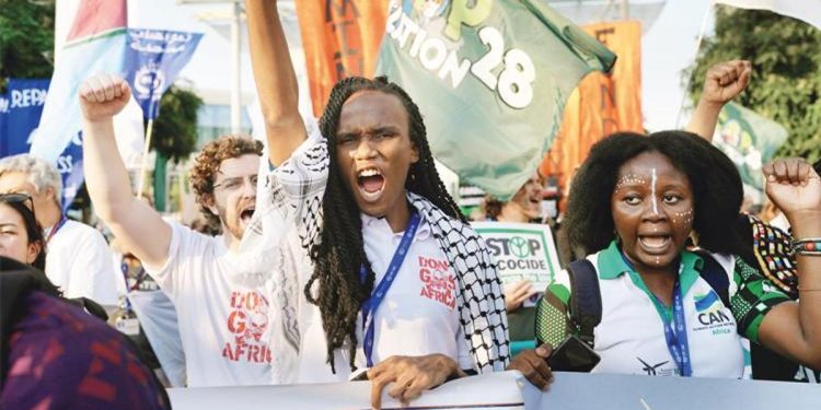 ‘Gezegenden evvel kâr’ diyorlar: İklim tepesini lobiler ele geçirdi