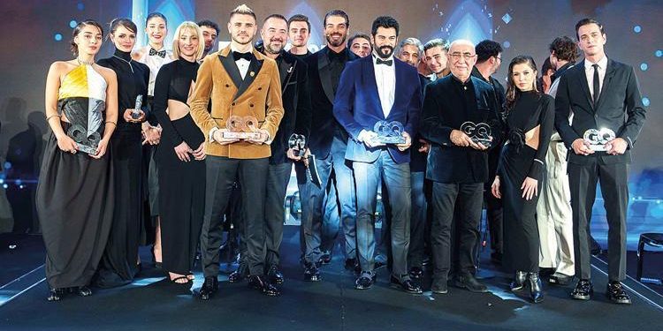 GQ Türkiye Men Of The Year 2023 Mükafatları sahiplerini buldu