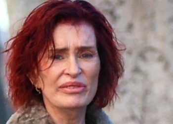 Her sabah iki saat banyo…Uykusuz geceler…. Kendi etti, kendi buldu… Sonunda yıkıntıya döndü