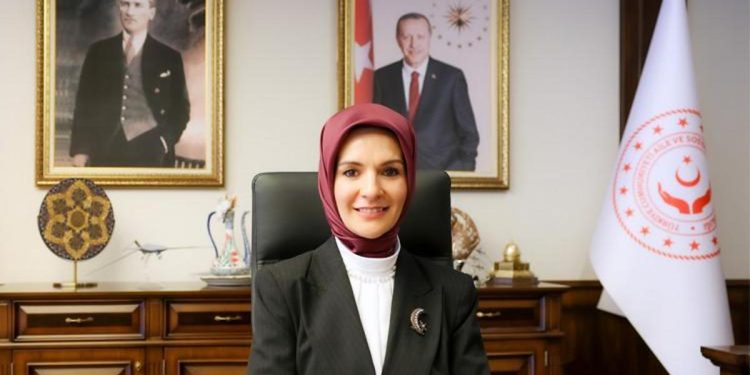 Kamuya şehit yakını, gazi ve gazi yakını ataması yapılacak