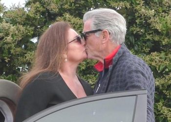 ‘Karımın her kıvrımını başka seviyorum’ demişti… Bizimki aşk değil aşktan öte