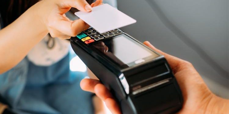 Kredi kartı faizlerine üst hudut getirildi