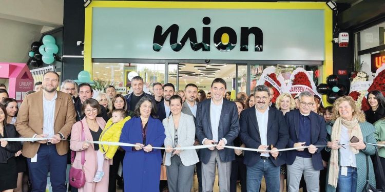 Migros kozmetik işine girdi