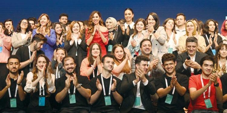 Mühendis kızların ‘Faydasıçok’ olsun