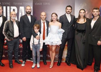 ‘Murat Göğebakan: Kalbim Yaralı’ sinemasının galasında duygusal anlar… ‘Murat çok derin acılar çekti’