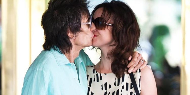 O doğduğunda kocası 31 yaşındaydı…. Genç karısı hayatını değiştirdi: Hayat pınarım benim!