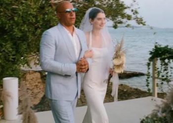 Onu sıcacık kalbiyle tanıyanlar dondu kaldı: Ünlü oyuncu eski asistanıyla mahkemelik oldu: Evvel taciz etti, sonra işten kovdu